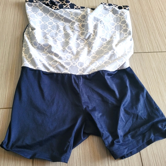 Women skort short - Picture 3 of 7